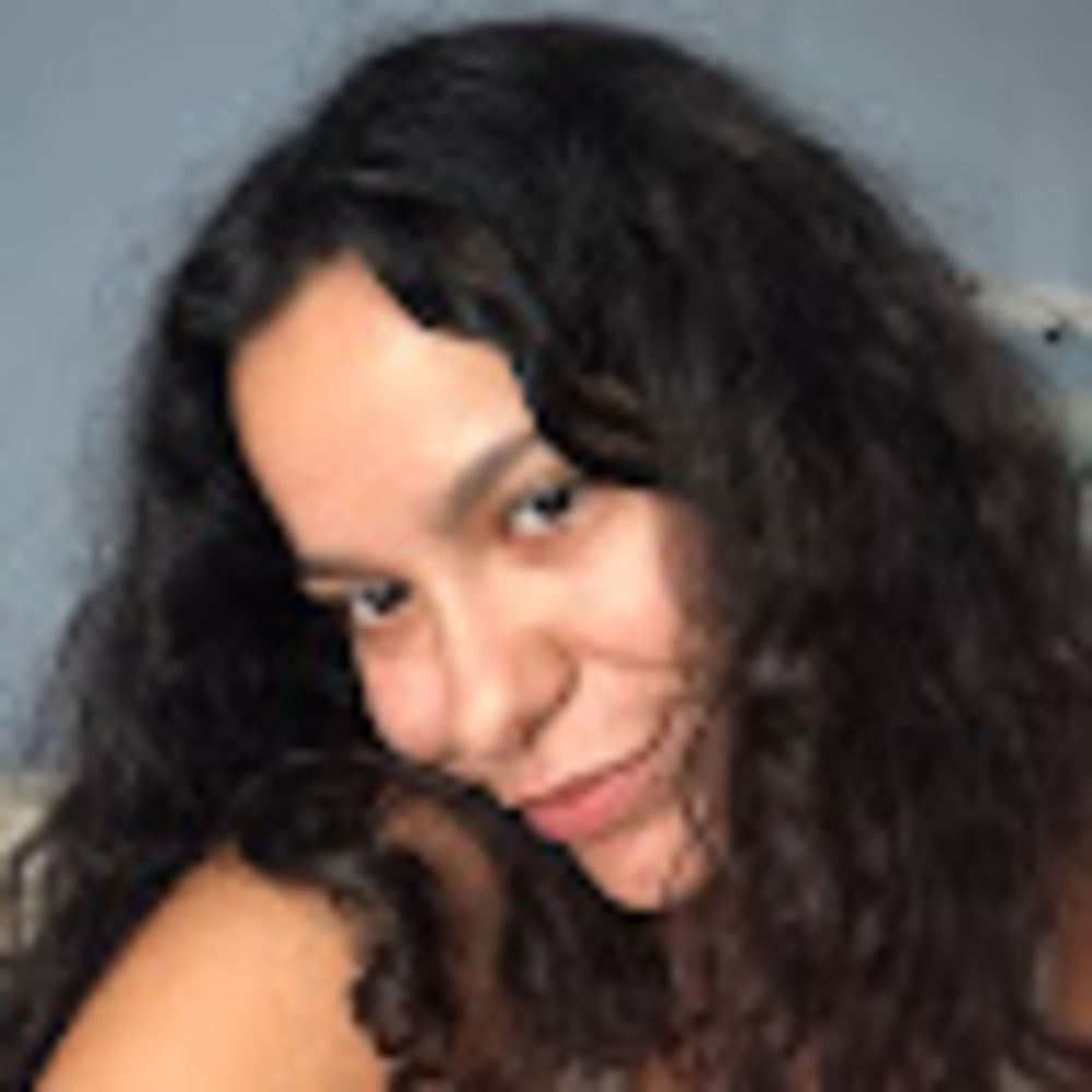 Meet your Posher, Nessa